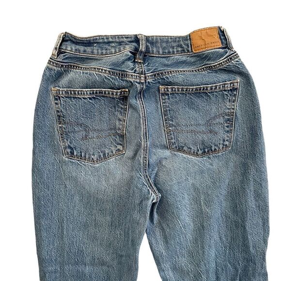 AMERICAN EAGLE Mom Straight Jean Size 2 - Picture 3 of 8